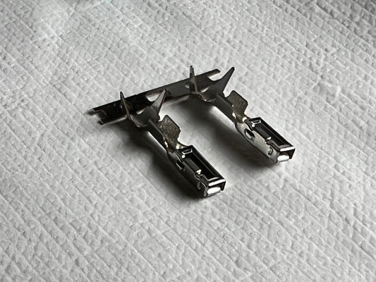 CRF300L/CRF300 RALLY ACCESSORY CONNECTOR